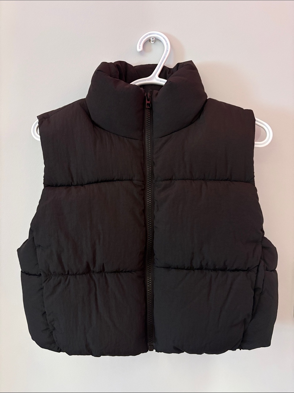 H&M Black Puffer Vest for Women